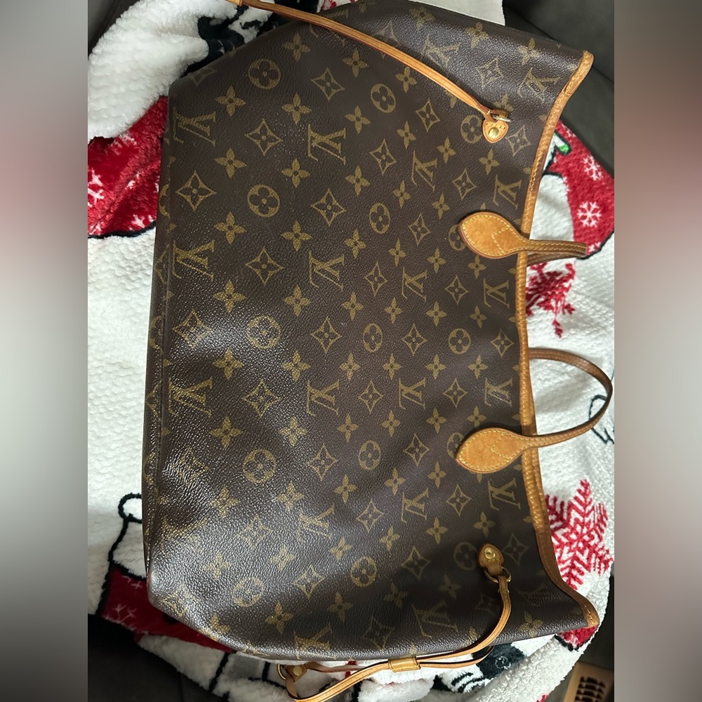 Louis Vuitton Neverfull MM